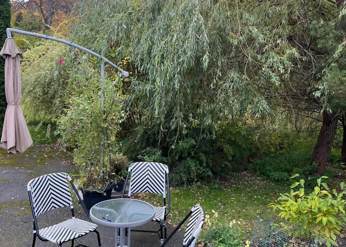 Bed & Breakfast Cosy & Garden Asker